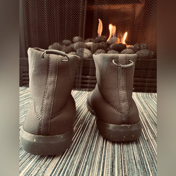 REI Co-op Unisex size women’s 7 men’s 5 Camp Dreamer Booties Granite Black - Picture 3 of 6